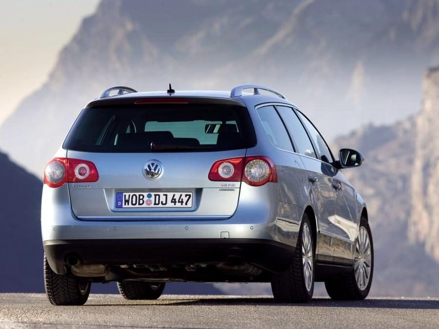  Volkswagen Passat Variant V6 FSI 4Motion 2006 года  (фото 46 из 53)